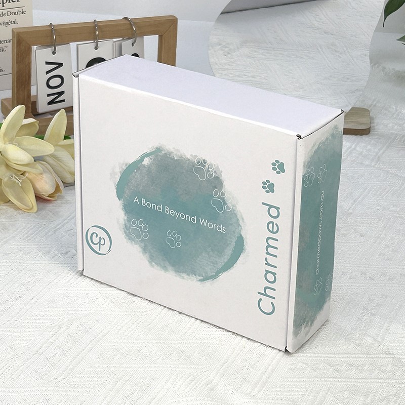 shipping boxes with strips 3 shipping boxes with strips 3