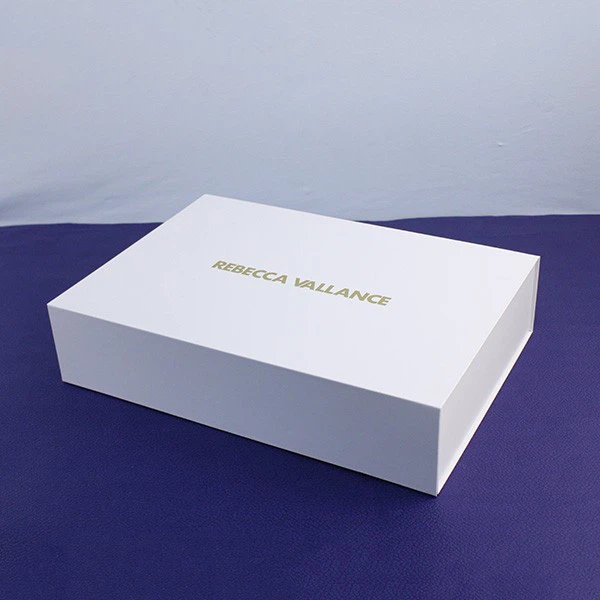 White Gift Box Magnetic Lid
