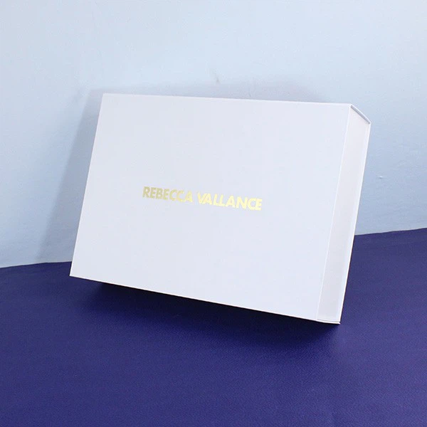 White Gift Box Magnetic Lid
